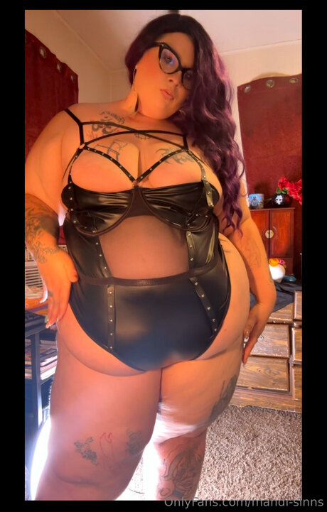 Mandi Sinns actrice porno collection