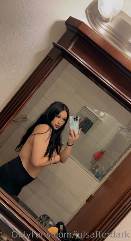 Julsafterdark jolie star du porno images