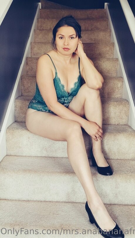 Mrs Anabananafree actrice exclusive photo