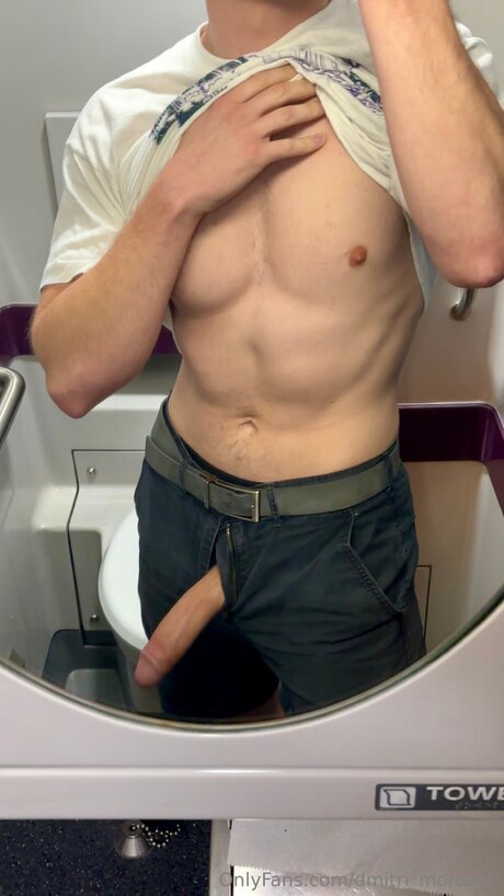 Dmitri Morozov xxx étoile archive