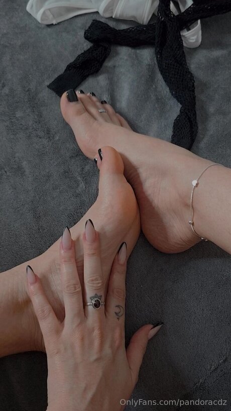 Pandoracdz jolie étoile archive