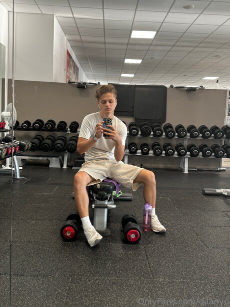 Dilanyn top star photos