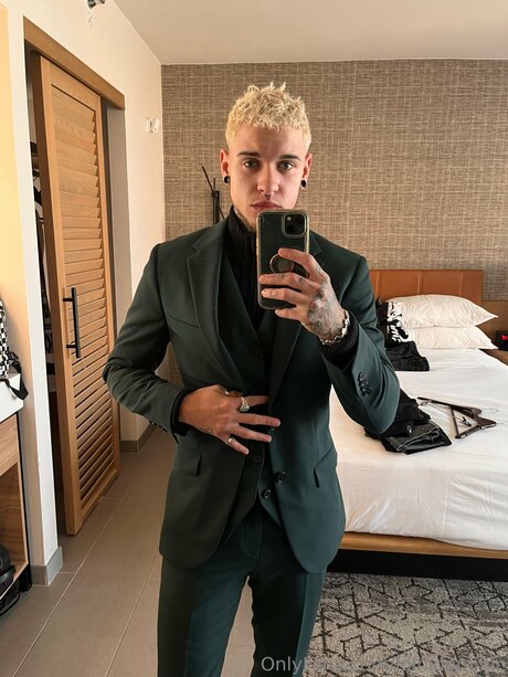 Ftmonlytrans étoile de l'art collection