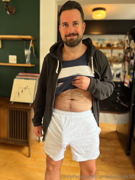 Canadiancub30 joli modèle galeries