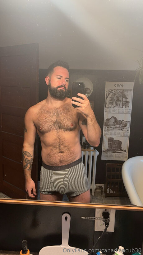 Canadiancub30 star du porno gratuit galerie