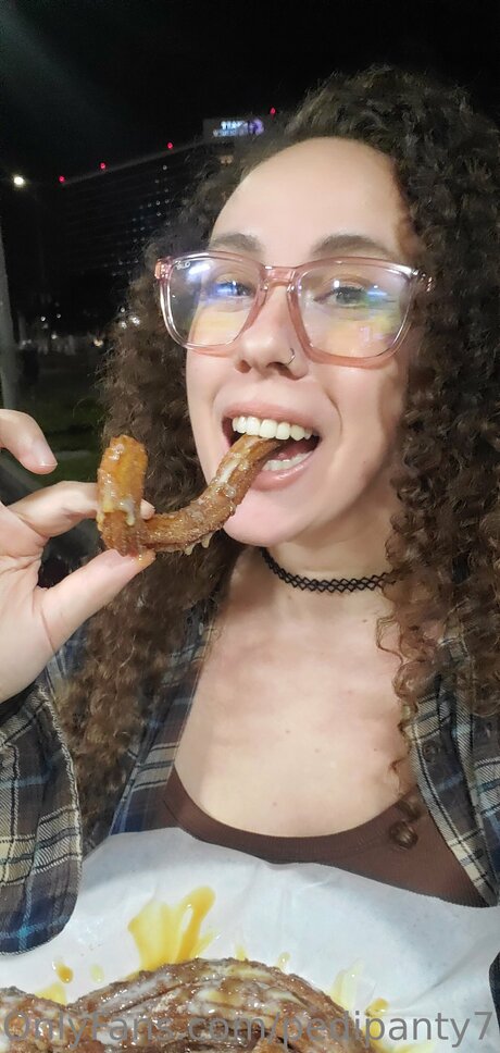 U9317275 actrice érotique photo