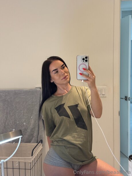 Beaabeea jolie étoile photo