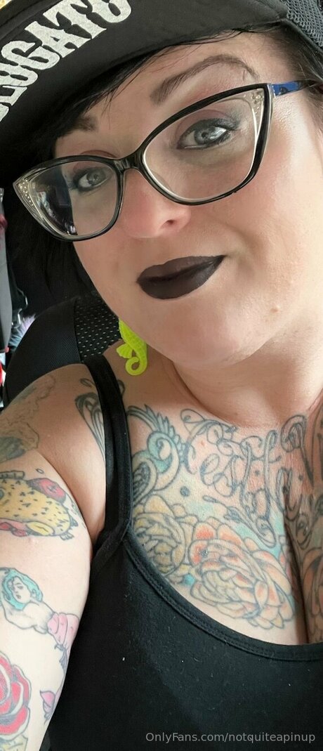 Notquiteapinup belle actrice image