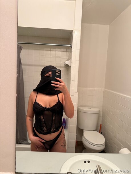 Jizzyjasi meilleure star du porno img