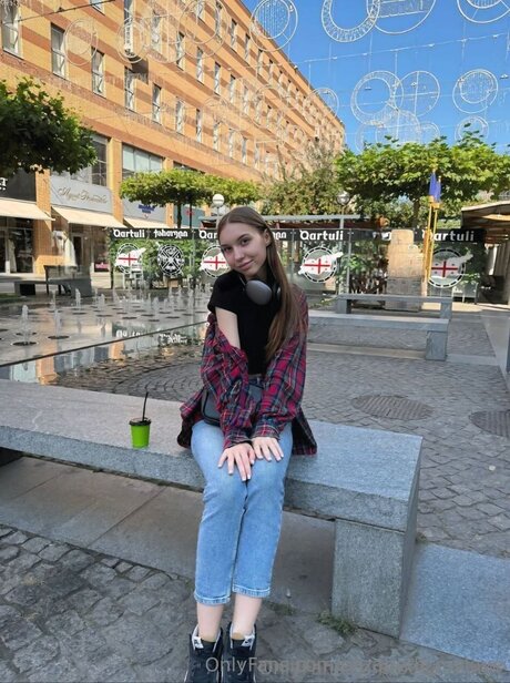 Elizabeth Mylove actrice pornographique image