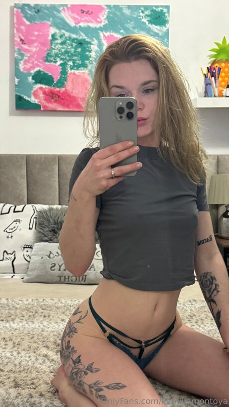 Kamiilamontoya belle étoile des photos