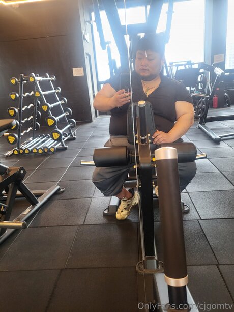 Cjgomtv actrice chaude galerie