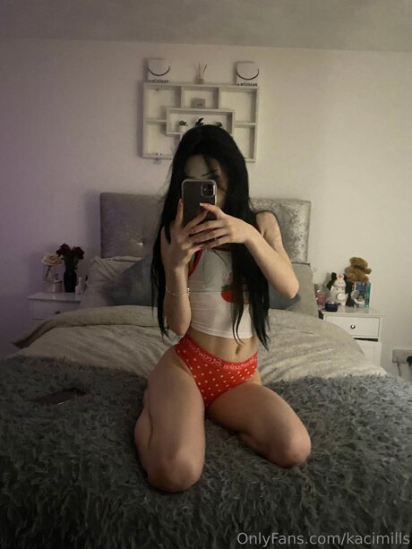 Kacimills star du porno de haute qualité photos