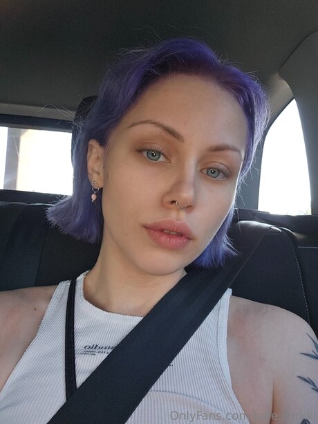 Julie Karkki modèle sympa galerie