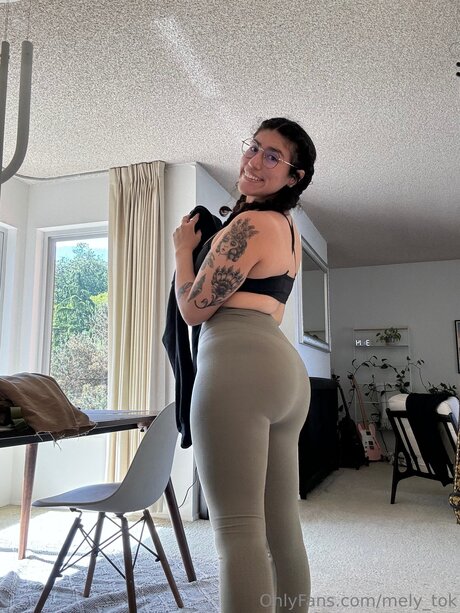 Mely Tok jolie actrice collection