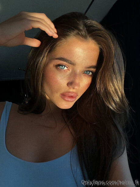 Helmi Fi actrice libre collection