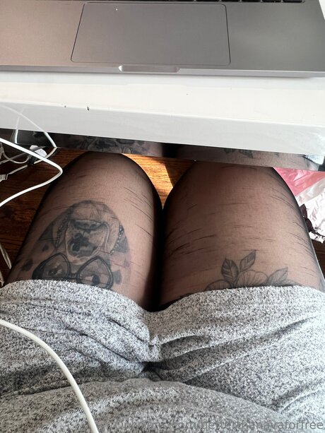 Betterthanavaforfree modèle joli photos