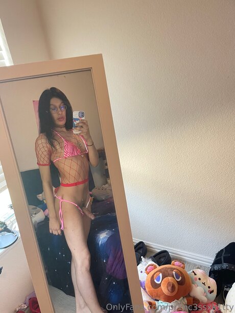 chatte chauve onlyfans qualité supérieure image