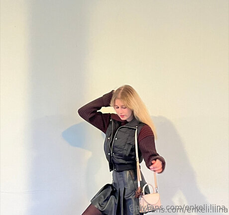 Enkeli Liina sexe star du porno archive