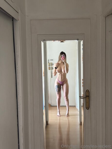 Lea Leclerc haut de star du porno photo