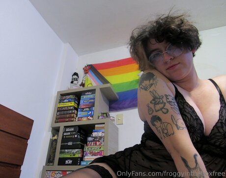 Froggyintheboxfree actrice parfaite photo