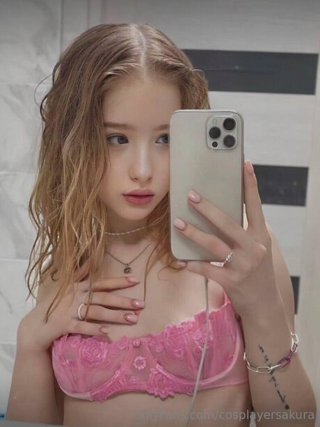 Cosplayersakura star du porno hd images