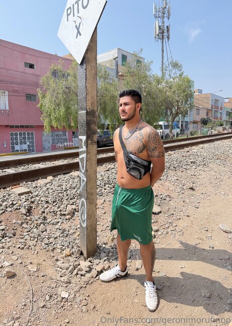 Geronimorufinoo actrice de grande qualité galerie