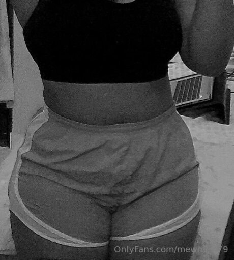 Mewmew79 actrice de sexe archive