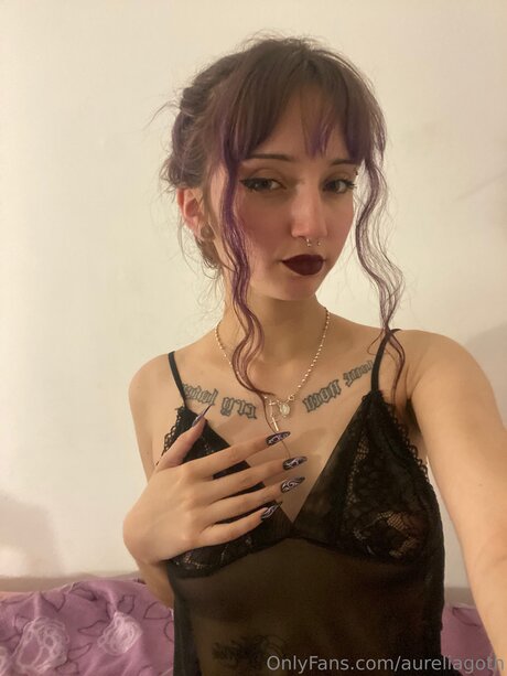 Aureliagoth star du porno en haute qualité archive