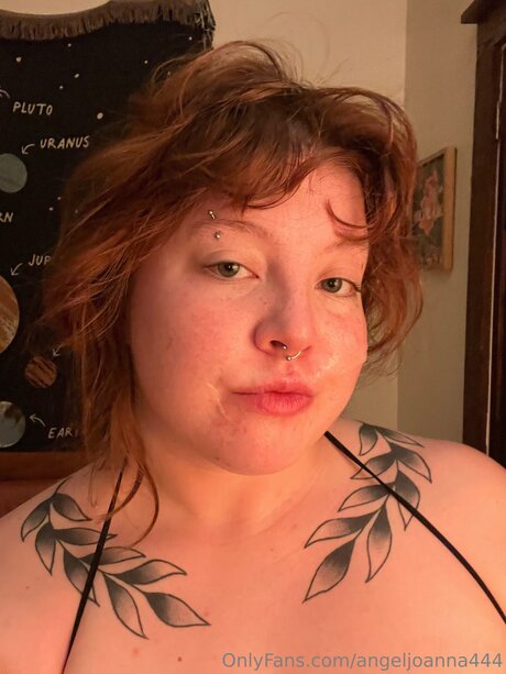 Angeljoanna444 star du porno sympa archive
