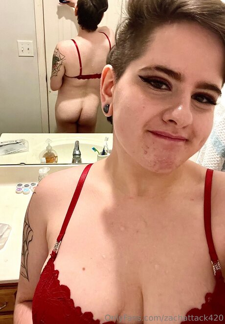 Novamystique666 star du porno érotique photos