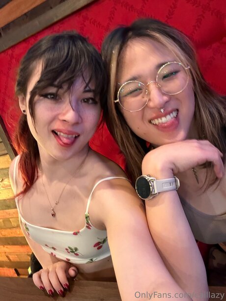 Caillazy star du porno nue image