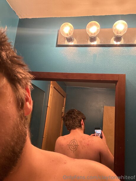 Claytonwhiteof star du porno en haute qualité image