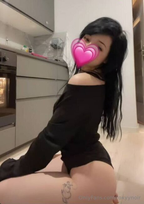 Roxyynoirrr actrice nue photos