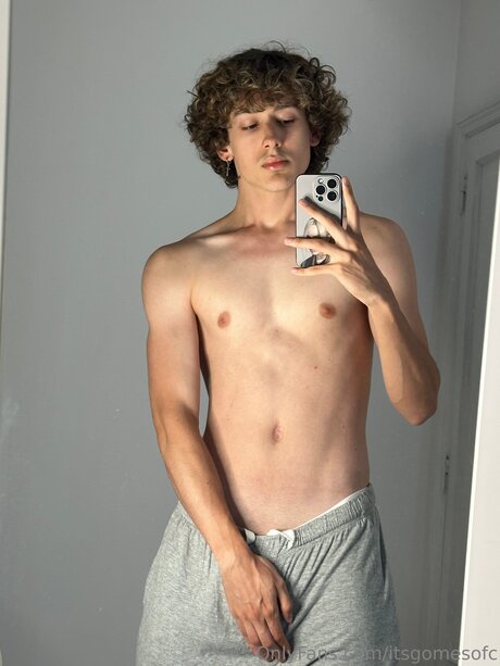 Itsgomesofc actrice pornographique galeries