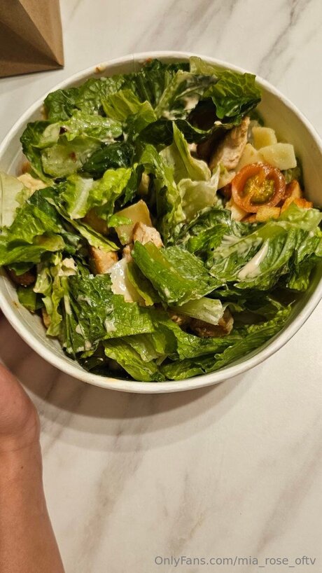 Mia Rose Oftv haut modèle image