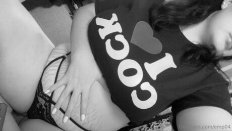 Emp04 jolie star du porno img