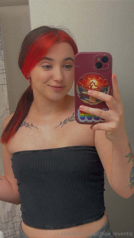 Red W xxx star du porno img