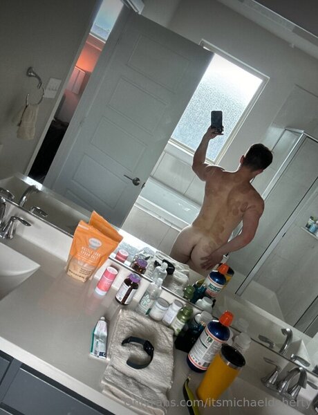 Itsmichaeldoherty star du porno exclusive des photos