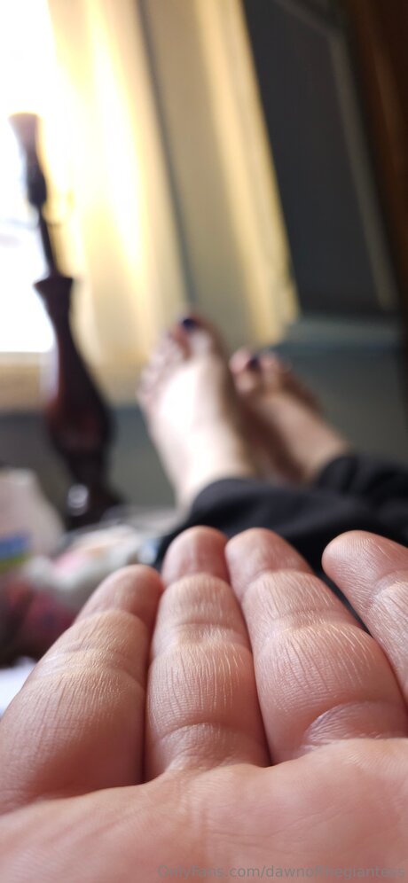 Dawnofthegiantess étoile de haute qualité images