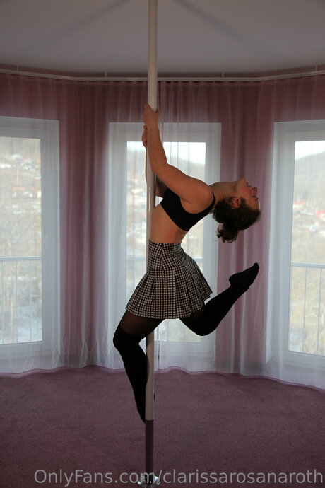 Clarissarosanaroth étoile adulte img