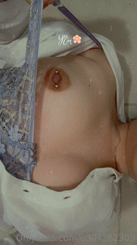 U307262309 actrice de nus des photos