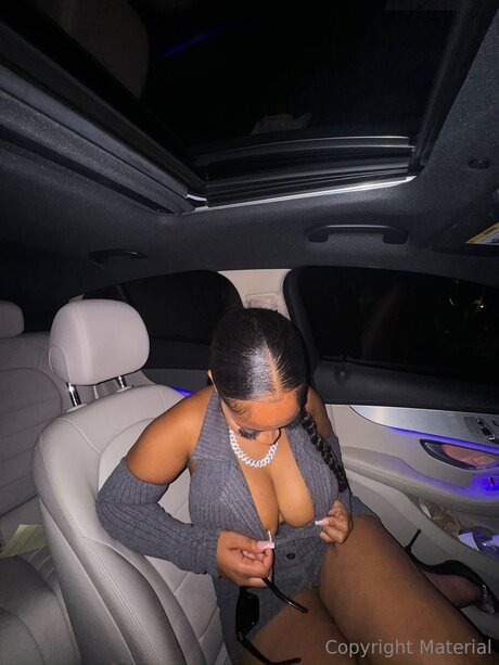 Misskaelynmarievip modèle érotique img