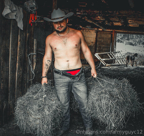 Armyguyc12 nus star du porno galerie