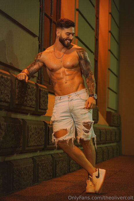 Theolivercolt belle star du porno photo