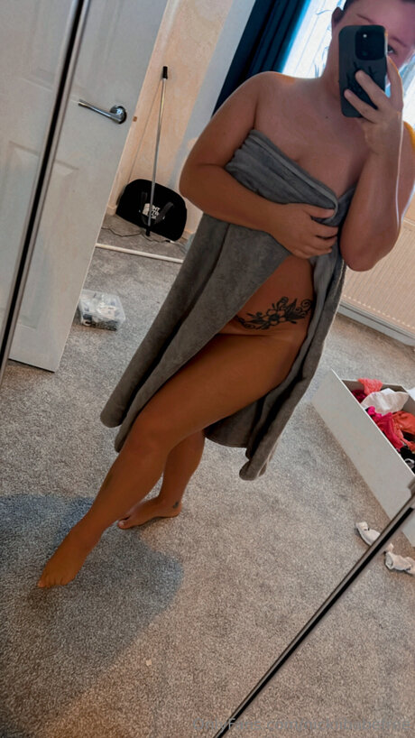 Nickiibabefree modèle sexy des photos