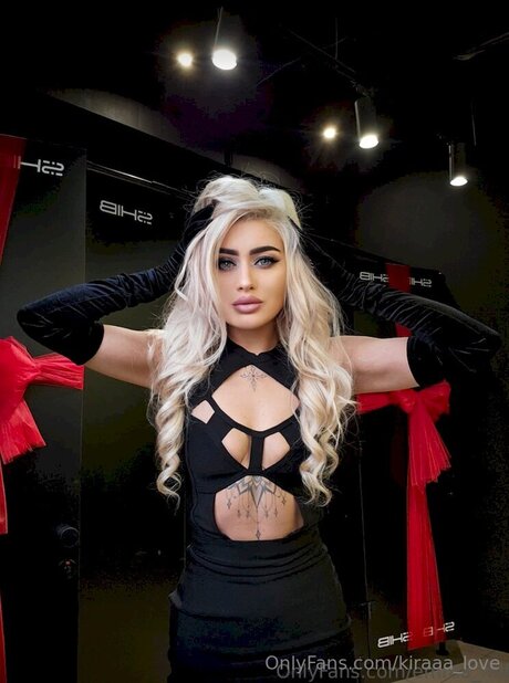 Kiraaa Love star du porno sympa galeries