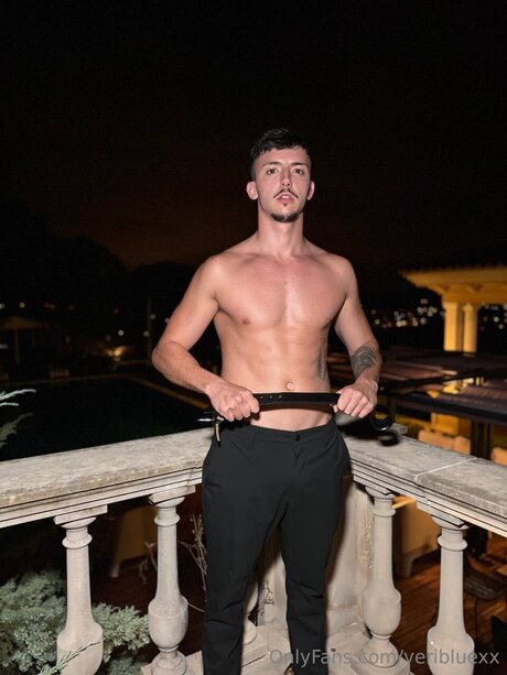 Yeribluexx modèle pornographique galeries