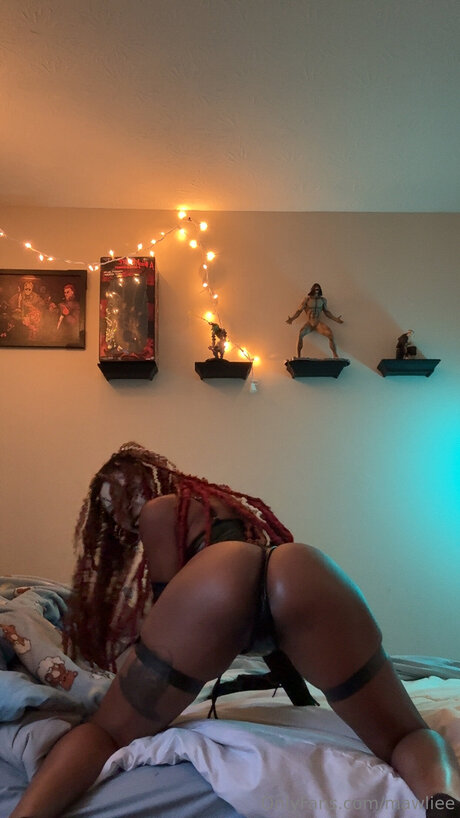 Mawliee star du porno gratuit des photos