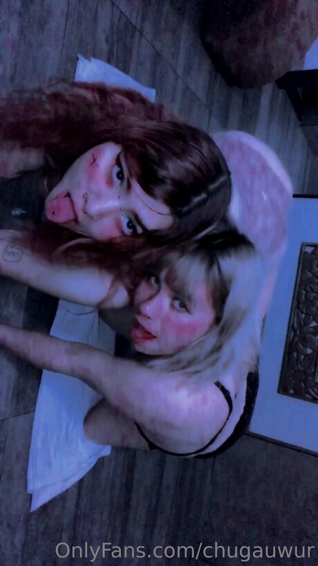 Chugauwur star du porno exclusive photos